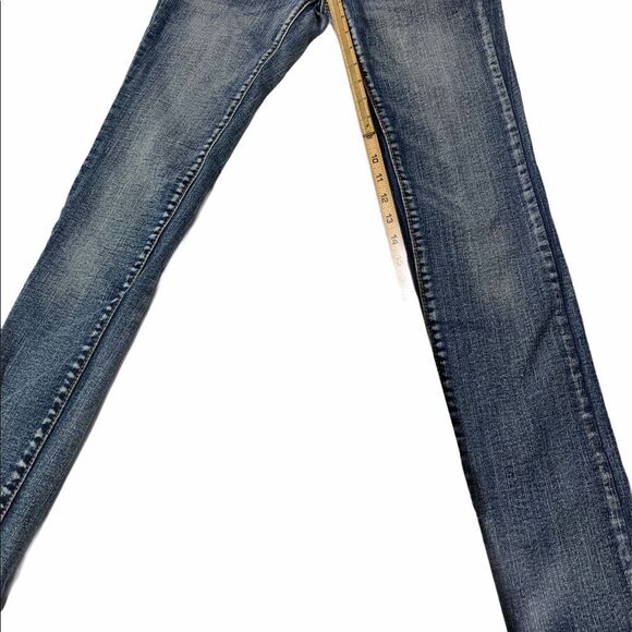 💋Bundle 4 items for $20. Add items💋 to a bundle - Picture 4 of 9